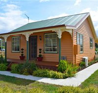 Grand Ole Topiary Cottage - Accommodation Yamba