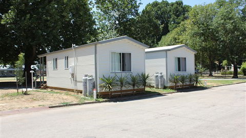 Myrtleford Holiday Park - Accommodation Yamba 0