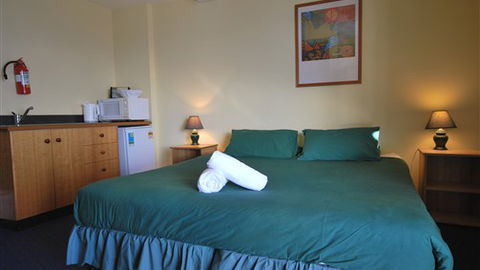 Alpine Heights - Accommodation Yamba 5