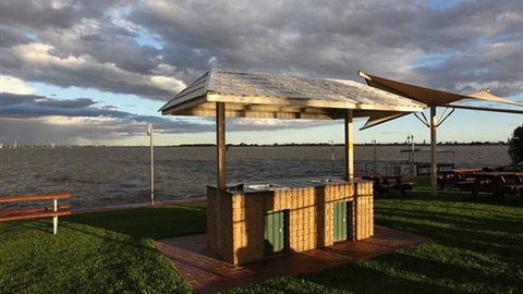 Lake Edge Resort - Accommodation Yamba 4