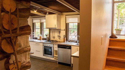 Planetrees Estate  - Accommodation Yamba 3