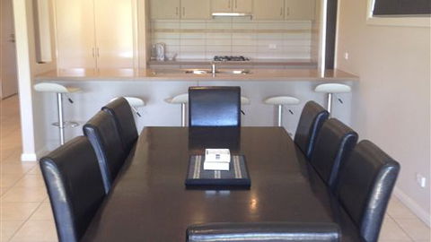 Anchorage By The Lake - Accommodation Yamba 0
