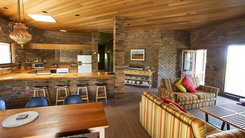 The Eagles Nest - Accommodation Yamba 1