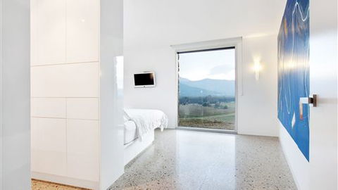 Feathertop Chateau - Accommodation Yamba 6