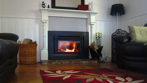 Goldfields Cottage - Accommodation Yamba 1