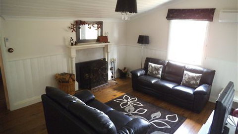 Goldfields Cottage - Accommodation Yamba 7