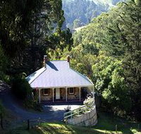 Bishops Adelaide Hills - Henry's - Accommodation Yamba