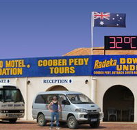 Radeka Downunder Underground Motel and Backpacker Inn - Accommodation Yamba