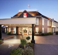Canterbury International Hotel - Accommodation Yamba