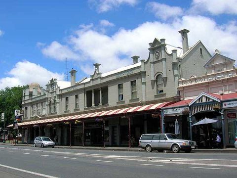 Commercial Hotel Camperdown - Accommodation Yamba 0