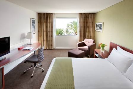 Crown Promenade Perth - Accommodation Yamba 2