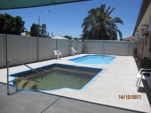 Dragon Phoenix Resort & Restaurant - Accommodation Yamba 1