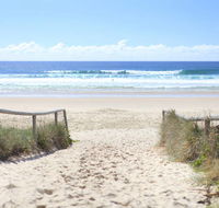 Golden Riviera Beach Resort