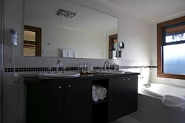 Lazy River Boutique Bed And Breakfast - Accommodation Yamba 4