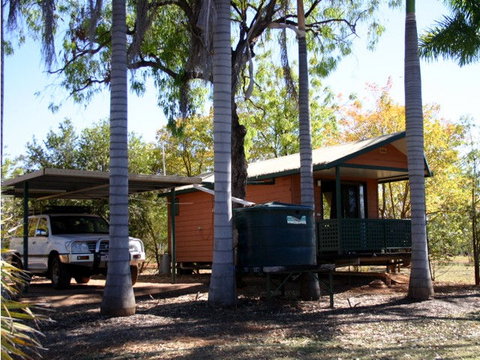 Mataranka Cabins & Camping - Accommodation Yamba 0