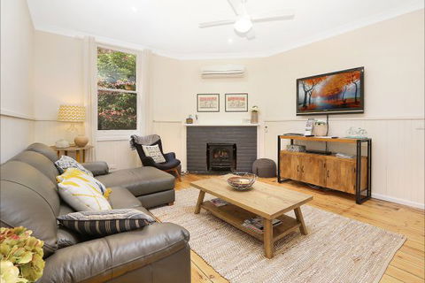 Blue Wren Cottage - Accommodation Yamba 3