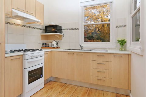 Blue Wren Cottage - Accommodation Yamba 4