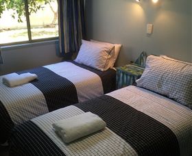 Tin Shack - Accommodation Yamba 0