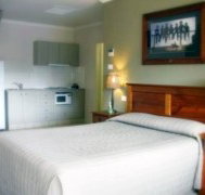 Saltbush Motor Inn - Accommodation Yamba