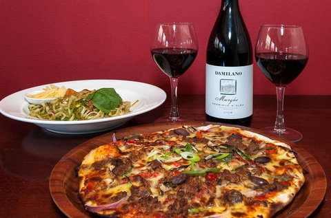 The Sands Hotel Motel - Accommodation Yamba 2