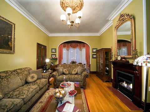 Varenna Luxury Accommodation - Accommodation Yamba 0