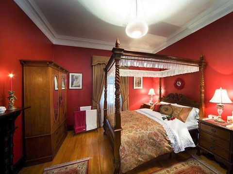 Varenna Luxury Accommodation - Accommodation Yamba 2