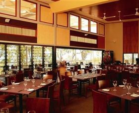Dugong Beach Resort - Accommodation Yamba 2