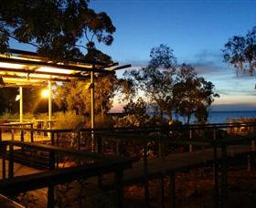 Dugong Beach Resort - Accommodation Yamba 3