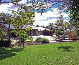 Emeraldene Inn And Eco-Lodge - Accommodation Yamba 1