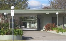 Holbrook Skye Motel - Holbrook - Accommodation Yamba 0