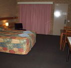 Holbrook Town Centre Motor Inn - Holbrook - Accommodation Yamba