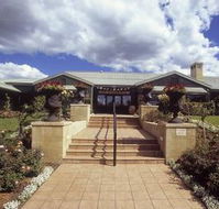 Harrigan's Irish Pub and Accommodation - Accommodation Yamba