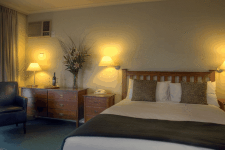 Ringwood Lake Inn - Accommodation Yamba 0
