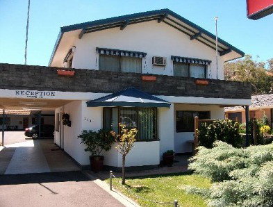 Alkira Motel - Accommodation Yamba 0