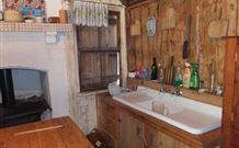 Aberfeldie Cottage B And B - Accommodation Yamba 2