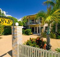 While Away Bed and Breakfast - Accommodation Yamba