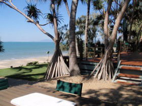 Beachfront Zilzie Holiday Home And Cottage - Accommodation Yamba 0