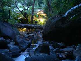 Daintree Secrets Waterfall Sanctuary - Accommodation Yamba 2