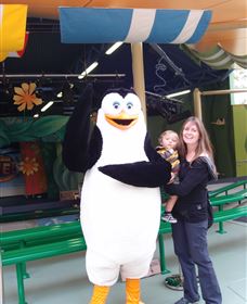 At Theme Park Central Holiday House - Accommodation Yamba 0