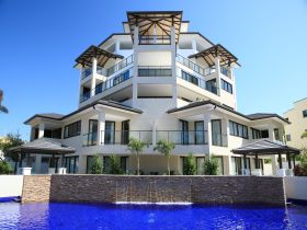Grand Mercure Allegra Apartments - Accommodation Yamba 0