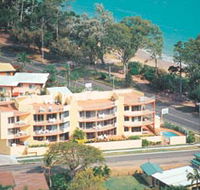 Alexander Beachfront Apartments - Accommodation Yamba