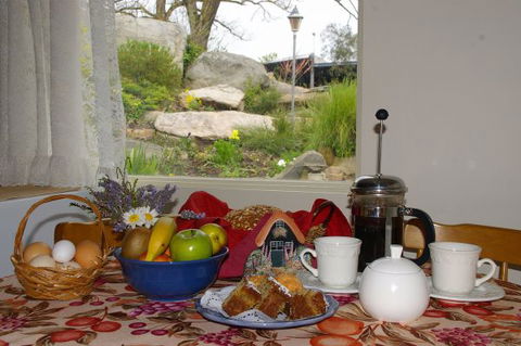 Naimanya Cottage - Accommodation Yamba 1