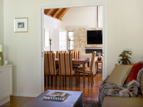 Grevillea Chalet - Accommodation Yamba 3