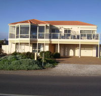 Century 21 SouthCoast Hayman - Accommodation Yamba