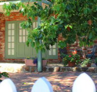 Kalamunda Carriages and Three Gums Cottage - Accommodation Yamba