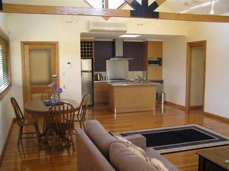 Scottsdale TAS Accommodation Yamba