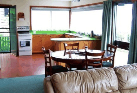 Coles Bay Waterfronters - Accommodation Yamba 2