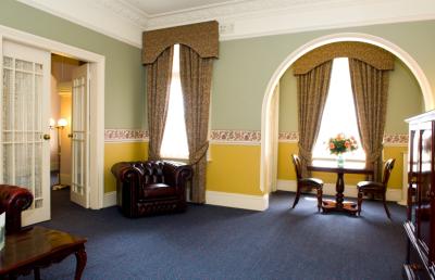 Hadley's Orient Hotel - Accommodation Yamba 2