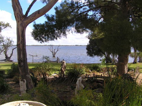 Barmera North Lake Caravan Park - Accommodation Yamba 2