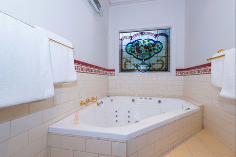 Bendigo Cottages Bed And Breakfast - Accommodation Yamba 2